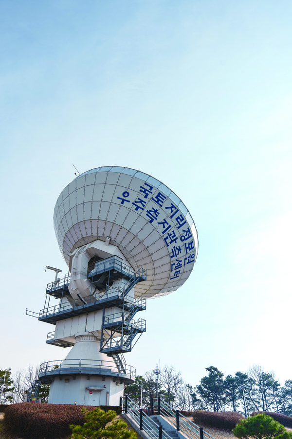 초장기선 전파간섭계(VLBI·ery Long Baseline Interferometer)  