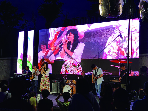 세종시 곳곳의 다양한 무대에서 공연 중인 세종직장인밴드